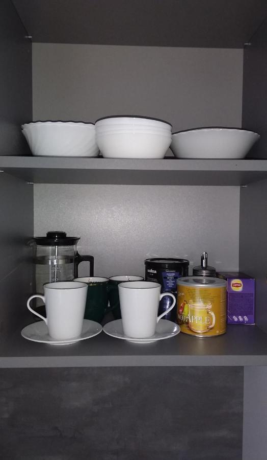 New J&R Apartment Near Girstutis, Free Private Parking & Self Check-In 카우나스 외부 사진